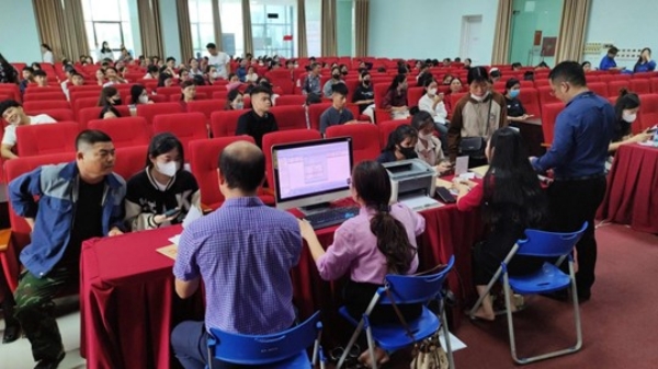 Trường Đại học Hà Tĩnh tưng bừng chào đón tân sinh viên K18 nhập học