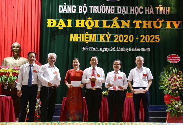 20200622 Dai hoi dang10