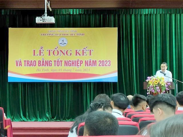 Le TN va trao bang 2023 1