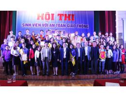 Sinh viên Trường Đại học Hà Tĩnh với an toàn giao thông 2018