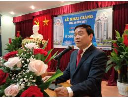 Khai giảng lớp Cao học chuyên ngành Quản lý kinh tế và Chính sách Khóa 28 của Trường ĐH KTQD tại Hà Tĩnh