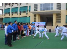 Sôi nổi ngày hội “Sinh viên khỏe” của sinh viên Trường Đại học Hà Tĩnh