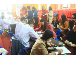 Xét nghiệm tầm soát ung thư gan và ung thứ vú miễn phí cho đoàn viên Công đoàn Trường Đại học Hà Tĩnh