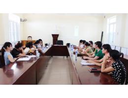 Khoa Lý luận chính trị tổ chức học tập, quán triệt chuyên đề “Học tập và làm theo tấm gương đạo đức Hồ Chí Minh về trung thực, trách nhiệm, gắn bó với nhân dân, đoàn kết, xây dựng Đảng trong sạch vững mạnh”