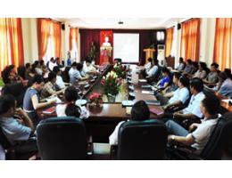 Chi bộ khối Quản trị - Thiết bị - Y tế Môi trường Trường Đại học Hà Tĩnh triển khai chuyên đề Học tập và làm theo tấm gương đạo đức Hồ Chí Minh