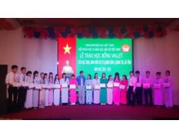 10 sinh viên của Trường Đại Học Hà Tĩnh vinh dự nhận học bỗng VALLET lần thứ XV