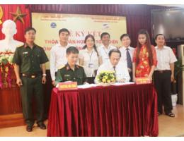 Lễ ký Thỏa thuận hợp tác giữa Trường Đại học Hà Tĩnh và Chi nhánh Viettel tại Hà Tĩnh