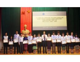Lễ tổng kết khóa học và trao chứng chỉ Tiếng Việt cho Lưu học sinh Lào K7